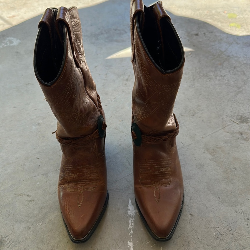 Oak Tree Farms Leather Cowboy Boot